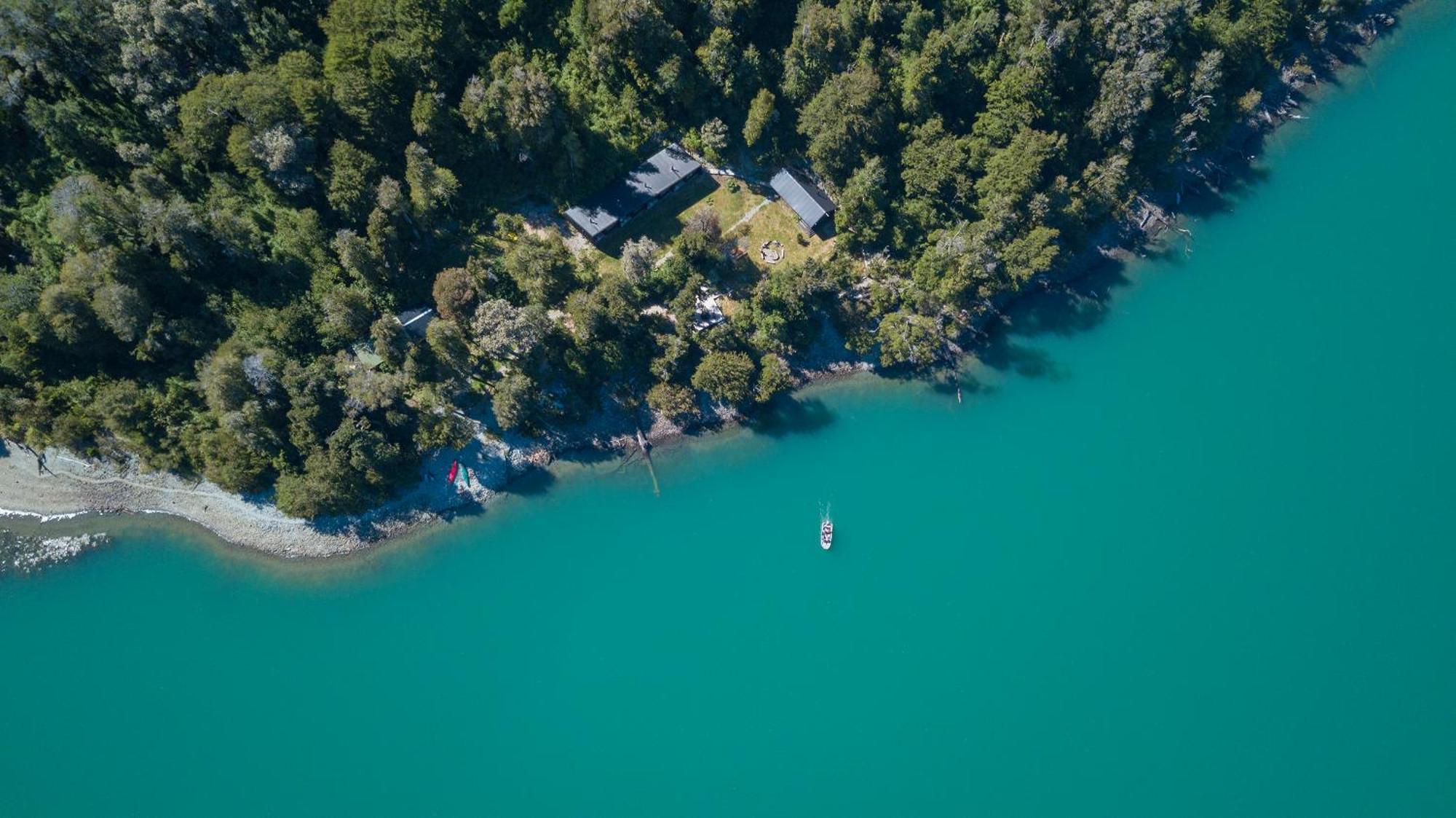 Lodge Tagua Tagua, Puelo Patagonia Puelo River ภายนอก รูปภาพ